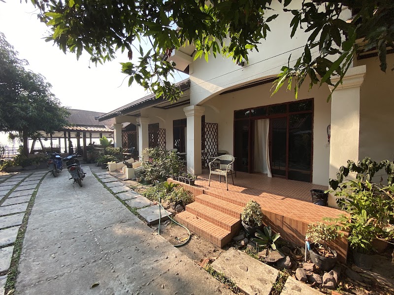 Dok Champa Guest House - Dok Champa Guest House, WV2J+8WV, Muang Champassak, Laos
