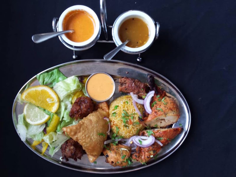 Touch Of India Restaurant - Touch Of India Restaurant 126 St Paul St, St. Catharines, ON L2R 3M2, Canada