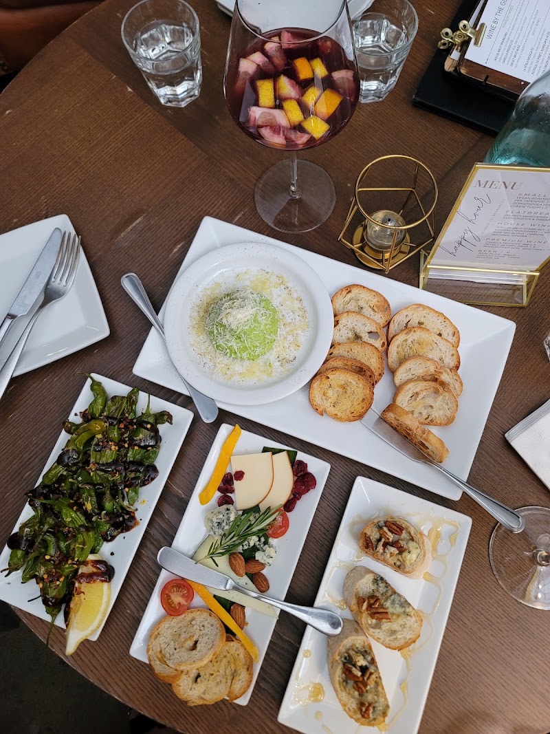 District Wine - District Wine 144 Linden Ave, Long Beach, CA 90802, USA