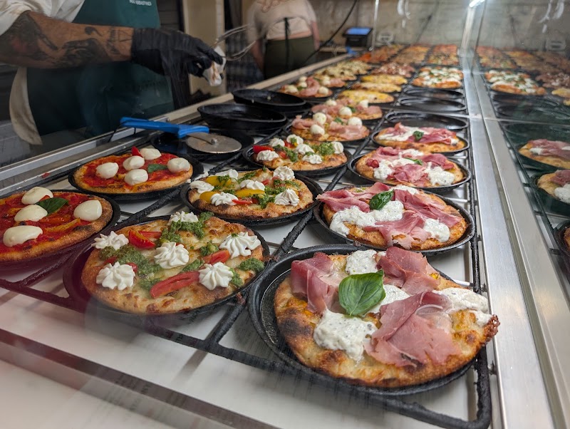Ganza - Mai Abbastanza - Ganza - Mai Abbastanza, Via dei Cimatori, 25, 50122 Firenze FI, Italy