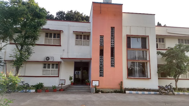 Hotel Mayura Vijayanagara, TB Dam - Hotel Mayura Vijayanagara, TB Dam, Abheraj Baldota Rd, Vijayanagar, Hosapete, Karnataka 583225, India