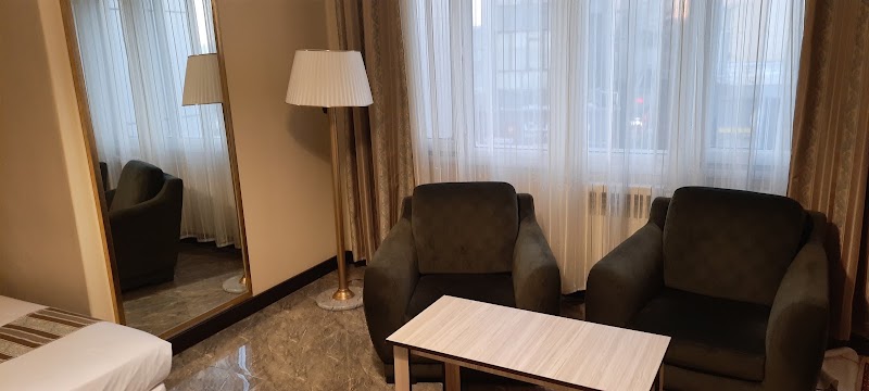 هتل سپید زنجان - هتل سپید زنجان, Zanjan Province, Zanjan, Enqelab Square, MF9M+6F4, Iran