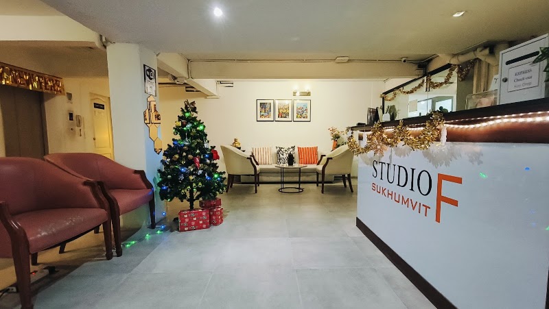 Studio F Sukhumvit - Studio F Sukhumvit, 22/3-4 Sukhumvit 21 Rd, Khwaeng Khlong Toei, Watthana, Krung Thep Maha Nakhon 10110, Thailand