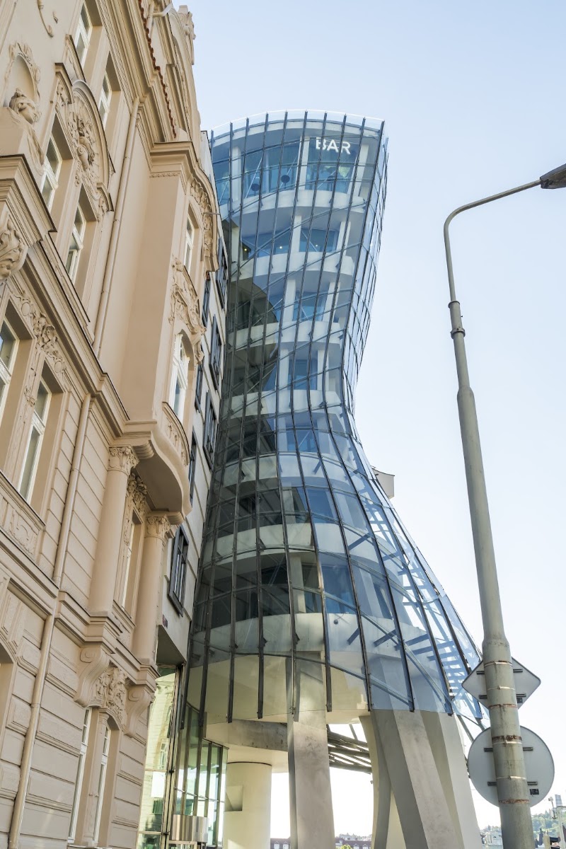 Dancing House - Dancing House, Jiráskovo nám. 1981/6, 120 00 Praha 2-Nové Město, Czechia