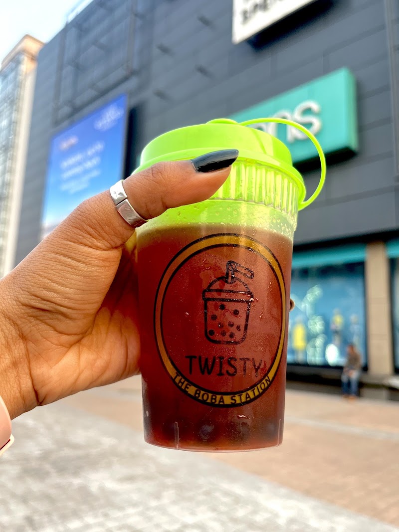 Twisty (South City) - Twisty (South City) 12, 144b, Prince Anwar Shah Rd, Badam Talla, Tollygunge, Kolkata, West Bengal 700068, India