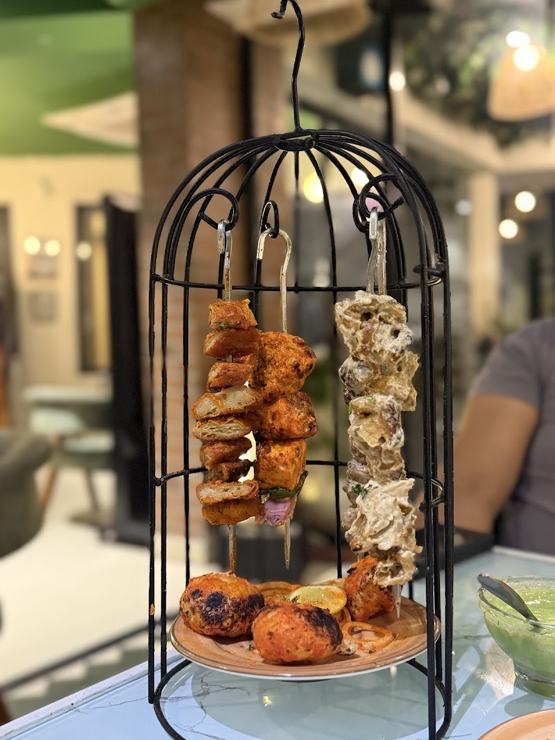 Haristo Pizzeria × Khadak Singh Da Dhaba - Haristo Pizzeria × Khadak Singh Da Dhaba 3rd floor, Anshul Plaza, DDA Sports Complex, Plot no 8, opposite Dwarka, Pocket 1, Sector 10 Dwarka, Dwarka, Delhi, 110075, India