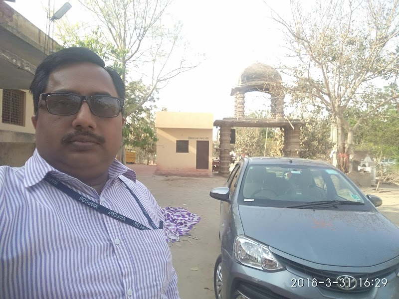 Ancient Shiv Temple, Carterpuri, Gurugram - Ancient Shiv Temple, Carterpuri, Gurugram 1334, Block F, Carterpuri Village, Sector 23A, Gurugram, Haryana 122017, India
