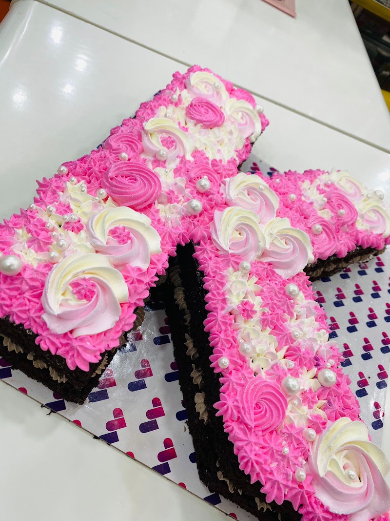 Winni Cake & More - Cake Delivery/Flower Delivery/ Best Bakery items Shop in Jagraon - Winni Cake & More - Cake Delivery/Flower Delivery/ Best Bakery items Shop in Jagraon, Sadan Market, C 7-8, Kamal Chowk, Khaal Mohalla, Jagraon, Punjab 142026, India