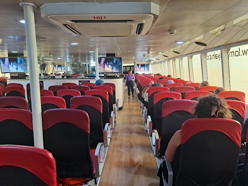 Lomprayah Tapi Pier - Lomprayah Tapi Pier ปากน้ําปากน้ําสุราษฎร์ธานี หมู่ 5 Tambon Bang Kung, Amphoe Mueang Surat Thani, Chang Wat Surat Thani 84000, Thailand