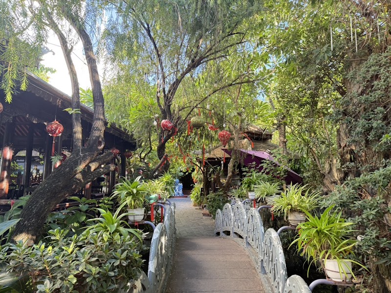 Nhà hàng & cafe Huế Xưa - Nhà hàng & cafe Huế Xưa 25 Lê Văn Quý, An Hải, Đà Nẵng 550000, Vietnam