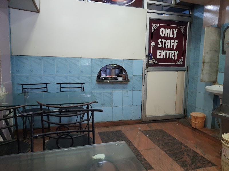 Romi Da Dhaba - Romi Da Dhaba Shop No. 177, Ground Floor, Vyapar Kendra Rd, Block C, Sushant Lok Phase I, Sector 43, Gurugram, Haryana 122009, India