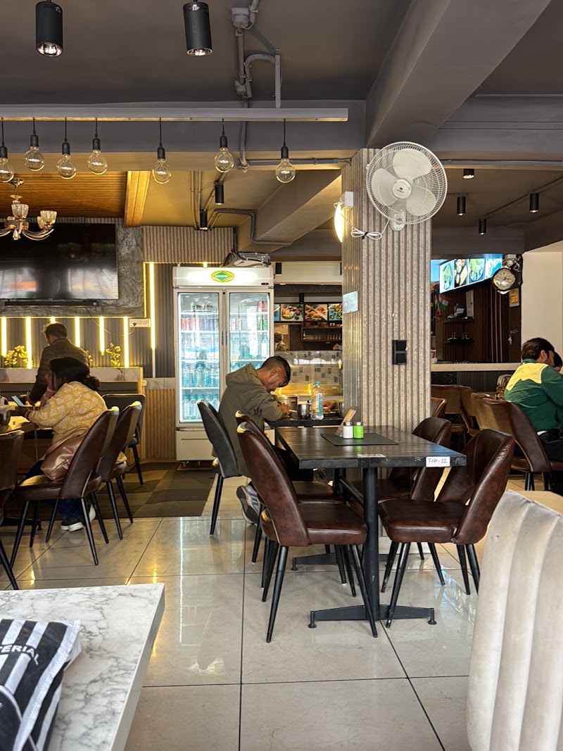 Nathu's( Pure Vegetarian Restaurant) - Nathu's( Pure Vegetarian Restaurant), 13-16, 1 st floor, Himalayan Complex, Main Market, Leh, 194104
