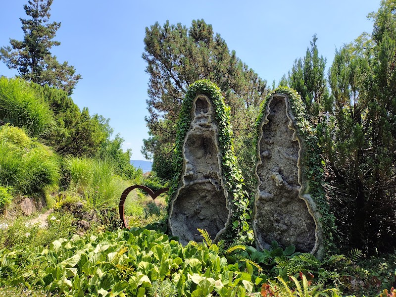 Giardino Botanico Fondazione André Heller - Giardino Botanico Fondazione André Heller Via Roma, 2, 25088 Gardone Riviera BS, Italy