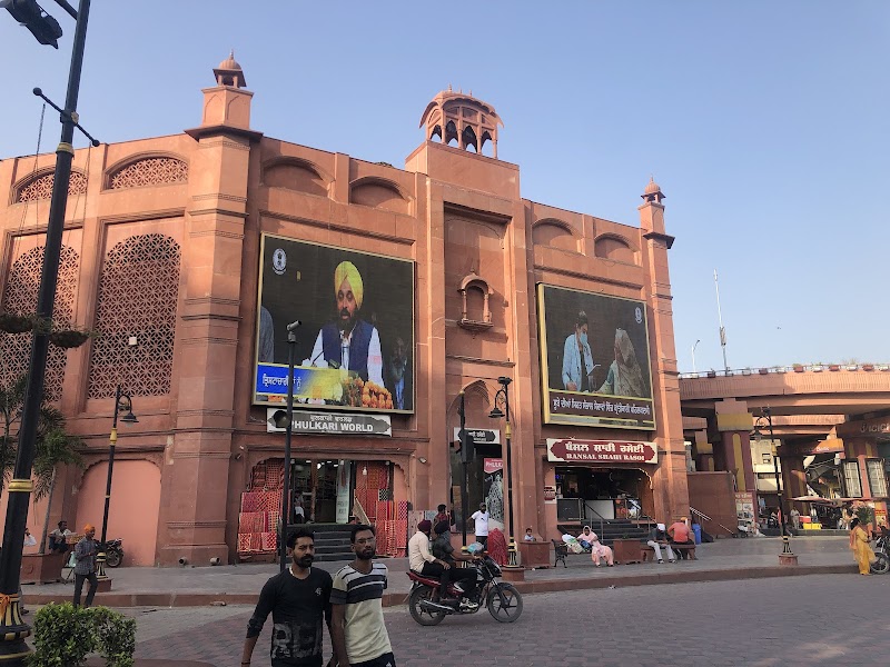 Statue of Maharaja Ranjit Singh - Statue of Maharaja Ranjit Singh, Shop no 12 to 15, JVFH+JRH Dharam Singh Market, 143 001, Chowk Phuwara, Town Hall, Katra Ahluwalia, Amritsar, Amritsar Cantt., Punjab 143006, India