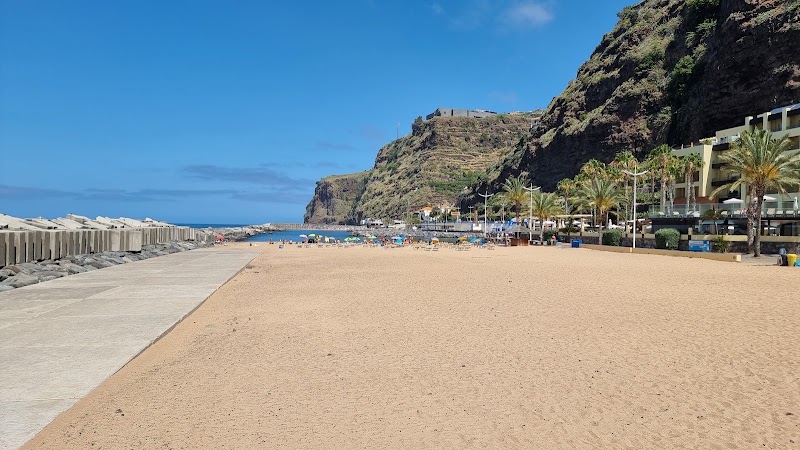 Praia da Calheta beach - Praia da Calheta beach, Praia da, 9370-133 Estreito da Calheta, Portugal