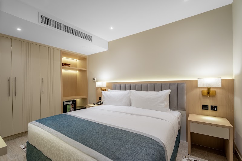 GRAND AMBASSADOR HOTEL - GRAND AMBASSADOR HOTEL, Al Falah St - Al Souq Al Kabeer - Al Fahidi - Dubai - United Arab Emirates