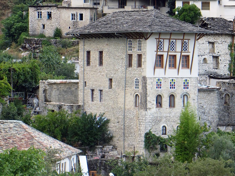 Konaku Guest House, Gjirokastër - Konaku Guest House, Gjirokastër 34CP+WRP, Gjirokastër, Albania