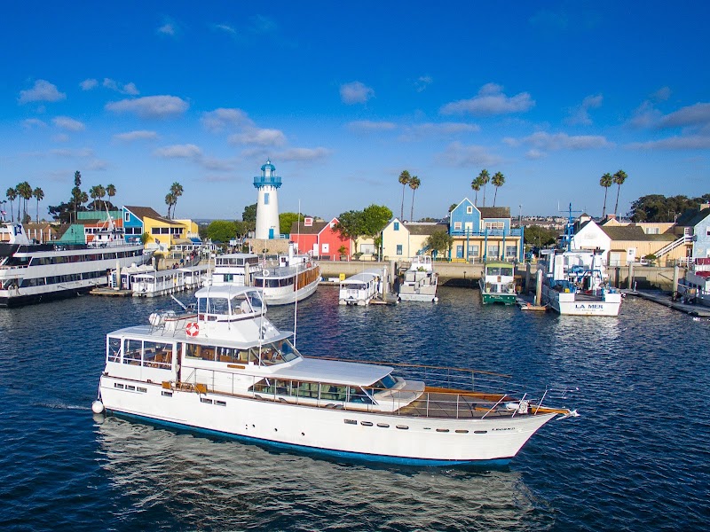 The Legend Yacht Charter Service - Marina del Rey