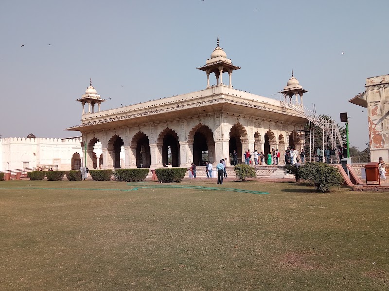 Lal Quila - Lal Quila Charkhe Walan, Chandni Chowk, Delhi, 110006, India