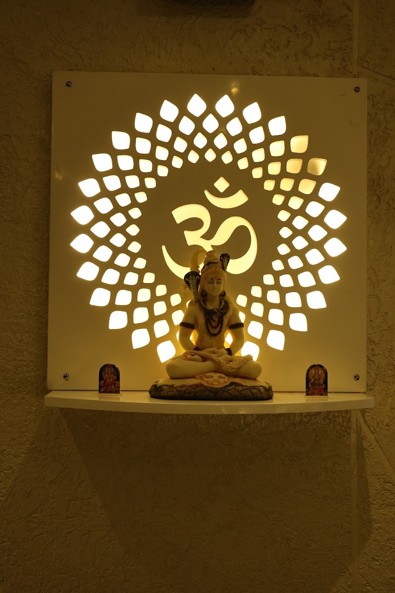 Hotel R.K Palace - Hotel R.K Palace, 501, opp. Navyug School Road, near Kenal, Pushpak Corner, Naroda, Ahmedabad, Gujarat 382345, India