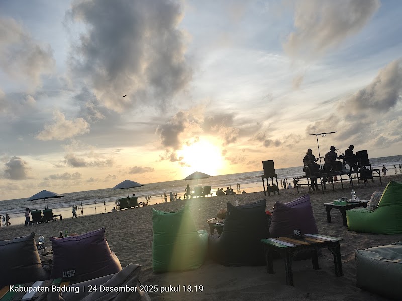 The Sand Beach Bar & Restaurant - The Sand Beach Bar & Restaurant, Jl. Arjuna, Seminyak, Kec. Kuta, Kabupaten Badung, Bali, Indonesia