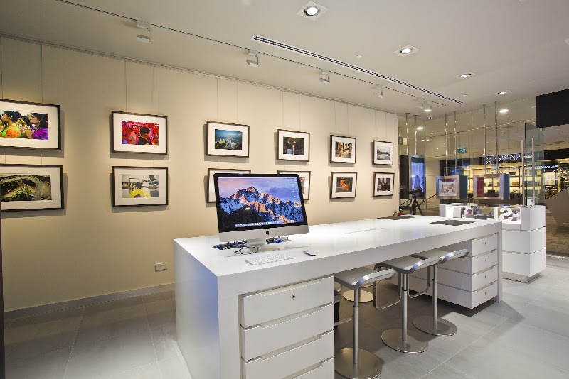 Leica Store Marina Bay Sands - Leica Store Marina Bay Sands 2 Bayfront Ave, # B1 - 82A The Shoppes at Marina Bay Sands, Singapore 018972