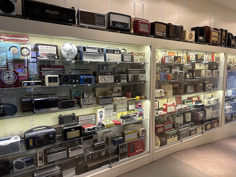 Museum of Brands - Museum of Brands 111-117 Lancaster Rd, London W11 1QT, UK