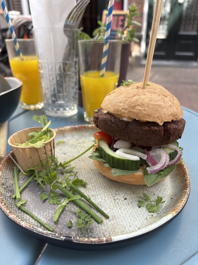 Eetbar DIT - Eetbar DIT Snellestraat 24-26, 5211 EN 's-Hertogenbosch, Netherlands