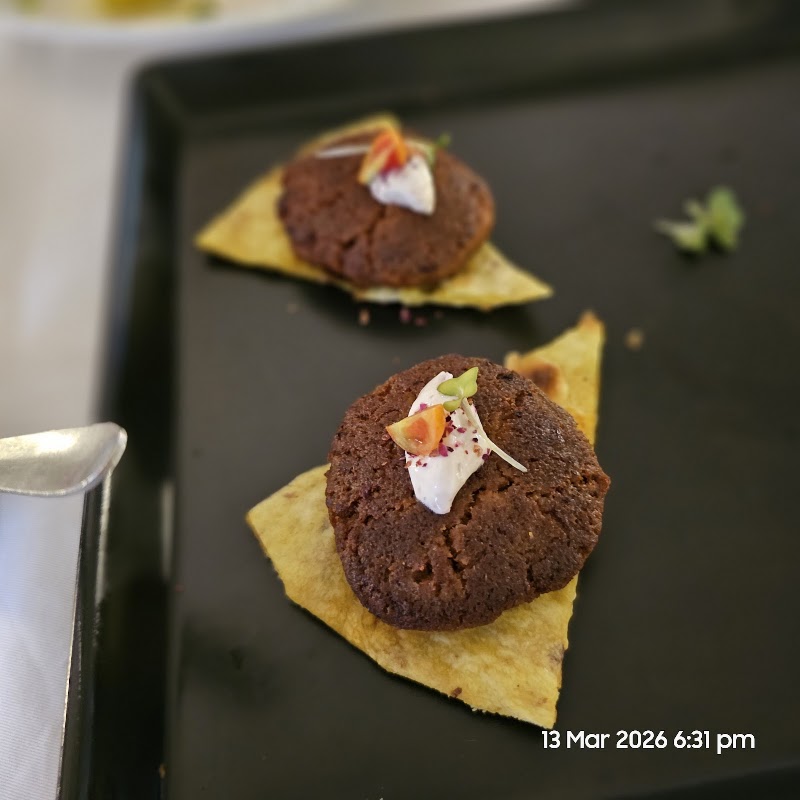 SALT - Indian Restaurant Bar & Grill - SALT - Indian Restaurant Bar & Grill 2nd Level, UB City, Concorde & Canberra Blocks, 24, Vittal Mallya Rd, KG Halli, D' Souza Layout, Ashok Nagar, Bengaluru, Karnataka 560001, India