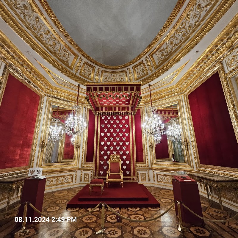 The Royal Castle in Warsaw - The Royal Castle in Warsaw, Plac Zamkowy 4, 00-277 Warszawa, Poland