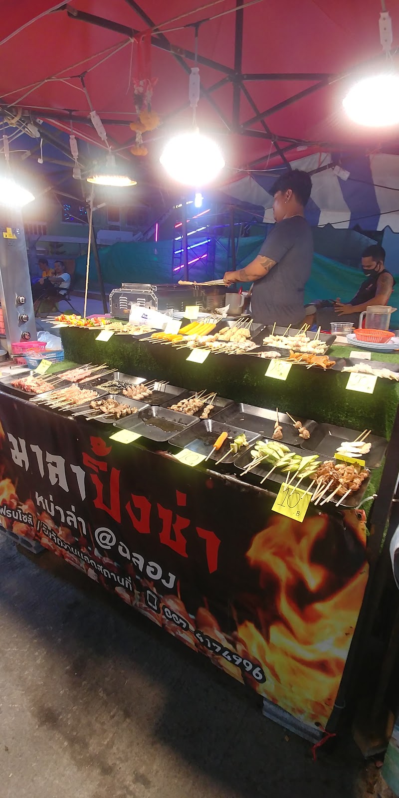 Karon Night Market - Karon Night Market 456, Karon Beach, Tambon Karon, Amphoe Mueang Phuket, Chang Wat Phuket 83100, Thailand