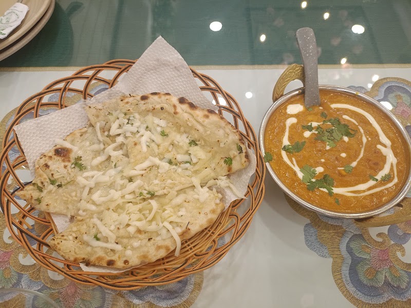 Dwarkesh Kathiyawadi Indian Restaurant - Dwarkesh Kathiyawadi Indian Restaurant 236 Lê Thánh Tôn, P, Bến Thành, Hồ Chí Minh 70000, Vietnam