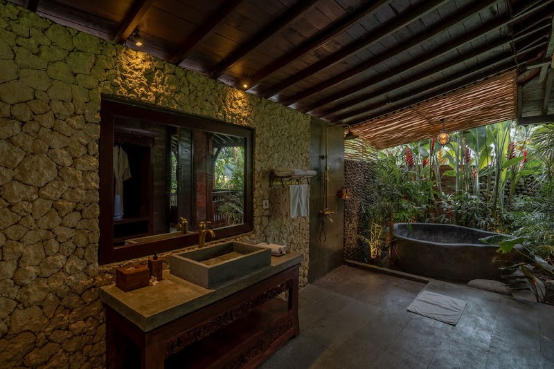 AKSMI SUITES & VILLAS - AKSMI SUITES & VILLAS, Banjar gepokan No.10, Pejeng Kelod, Kec. Tampaksiring, Kabupaten Gianyar, Bali 80552, Indonesia