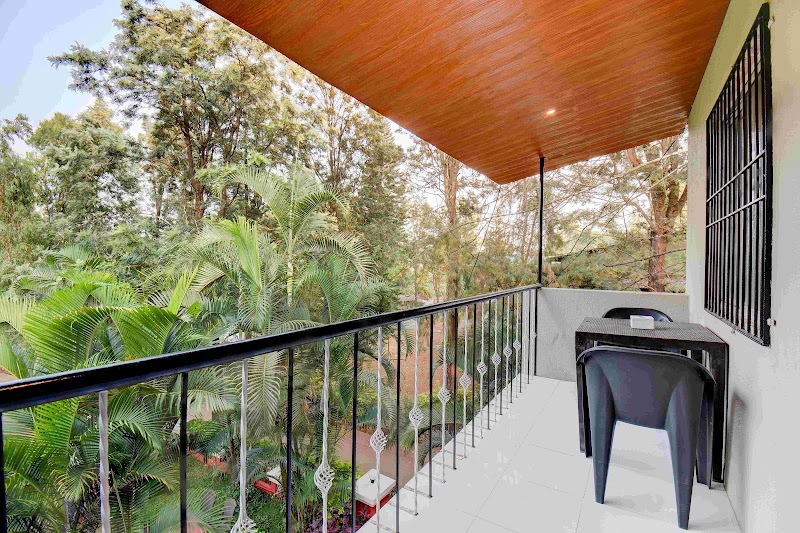 Hotel Silver Inn Mahabaleshwar - Hotel Silver Inn Mahabaleshwar, Opp. Hill Range High School, Village Bhilar, Panchgani - Mahabaleshwar Rd, Mahabaleshwar, Bhose, Maharashtra 412805, India