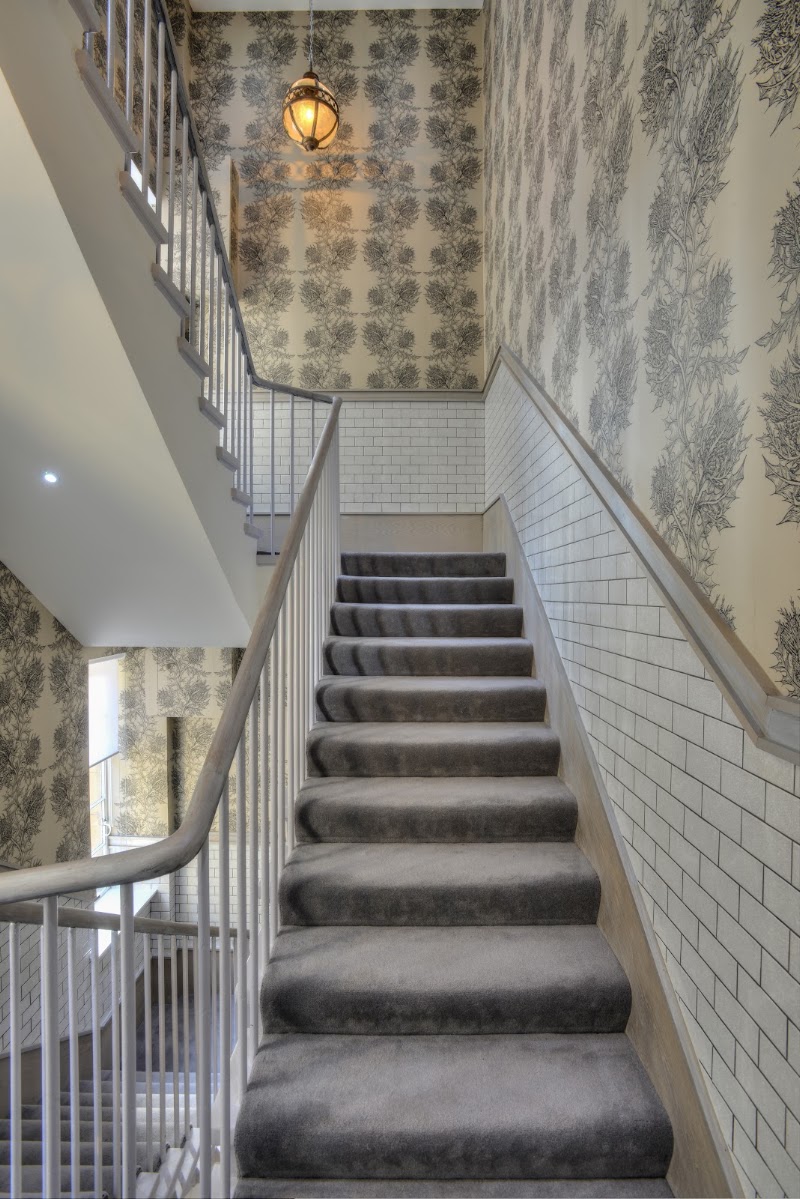 The Inn On The Mile - The Inn On The Mile, 82 High St, Edinburgh EH1 1LL, UK