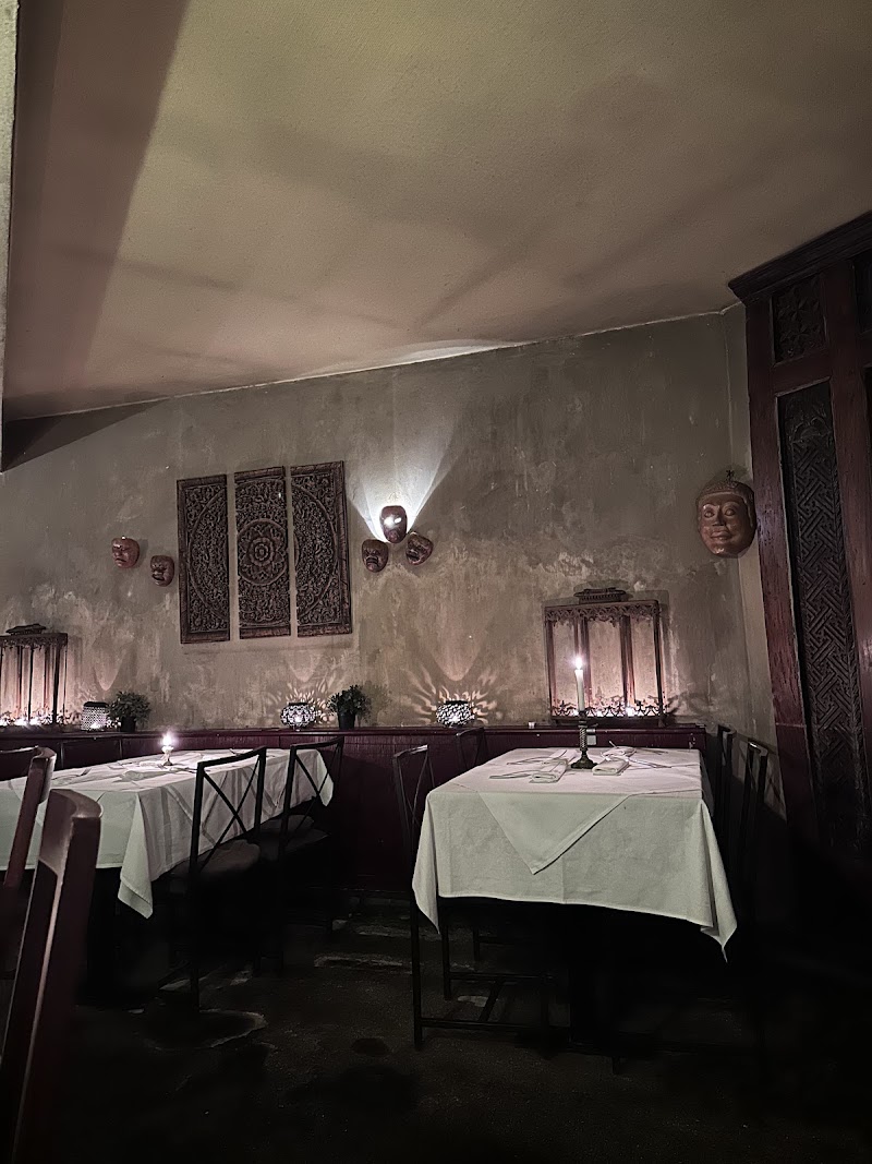 Bali Restaurant - Bali Restaurant Brüsseler Pl. 2, 50672 Köln, Germany