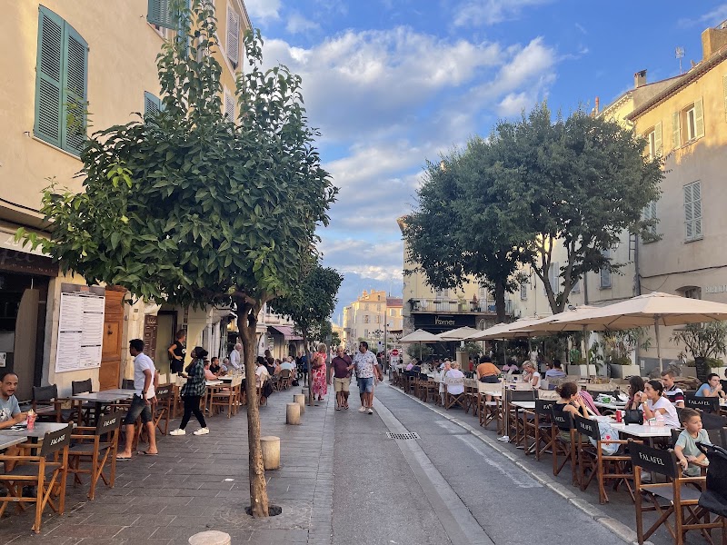 Le Vieil Antibes - Le Vieil Antibes 1 Rue Thuret, 06600 Antibes, France