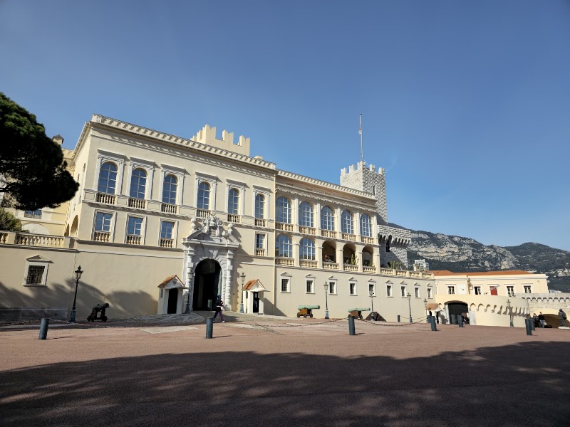 Place du Palais