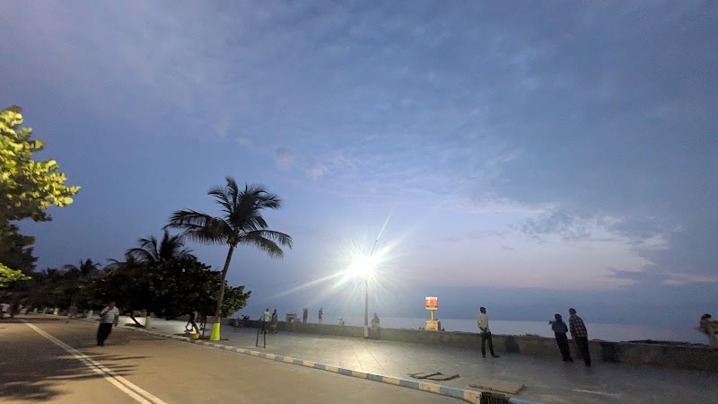 Rock beach view point - Rock beach view point WRMP+8CM, White Town, Puducherry, 605001, India