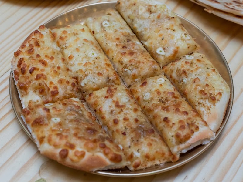 Veg Bites Cafe & Restaurant - Veg Bites Cafe & Restaurant 9/47, Mittal Chambers, Sapna Sangeeta Rd, near Sapna Sangeeta Lumiere, Snehnagar, Indore, Madhya Pradesh 452001, India