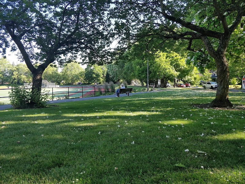 Grant Park - Grant Park NE 33rd Ave, Portland, OR 97212, USA