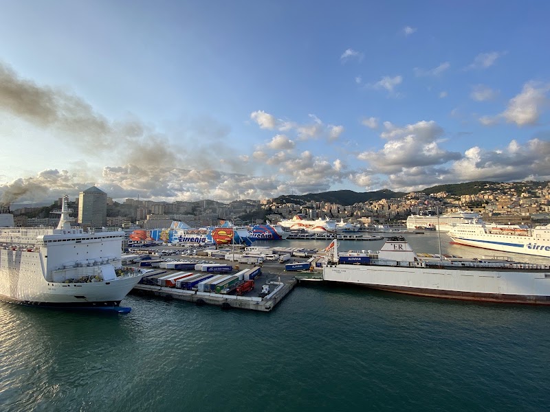 Genua Hafen - Genua Hafen, Via Ariberto Albertazzi, 16149 Genova GE, Italy