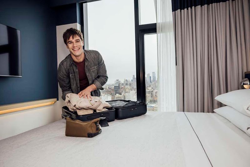 Motto by Hilton New York City Chelsea - Motto by Hilton New York City Chelsea 113 W 24th St, New York, NY 10001, USA