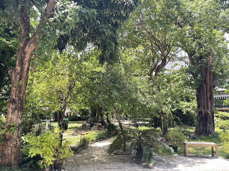 Y Prepper - Y Prepper, 35 Soi Sukhumvit 16, Khwaeng Khlong Toei, Khet Khlong Toei, Krung Thep Maha Nakhon 10110, Thailand