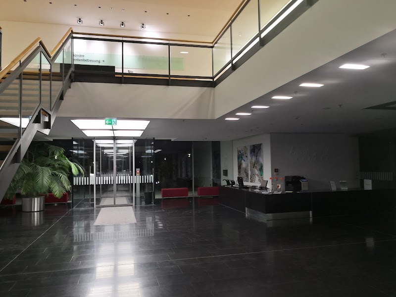 Hessingpark-Clinic GmbH - Hessingpark-Clinic GmbH, Wellenburger Straße 18 (Parkplatz), (Postadresse: Hessingstraße 17), 86199 Augsburg, Germany