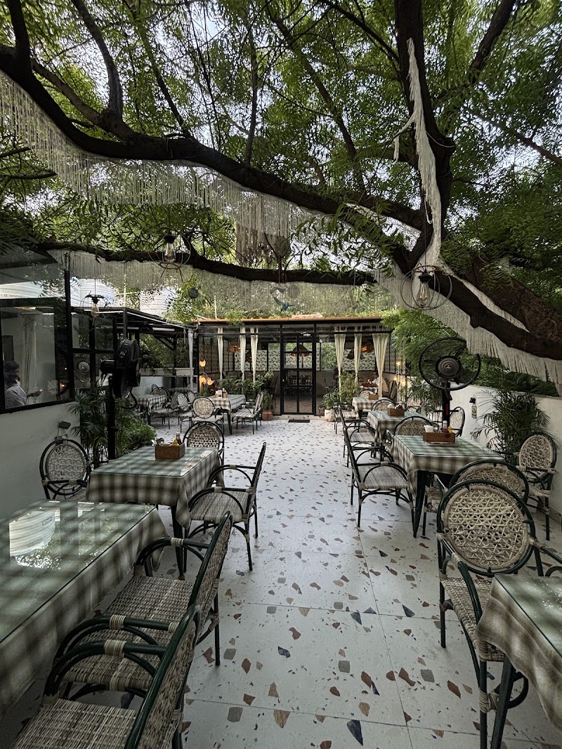 Cafe Saka - Cafe Saka shop no.4, b-6 market, Block B6, Deer Park, Safdarjung Enclave, New Delhi, Delhi 110029, India