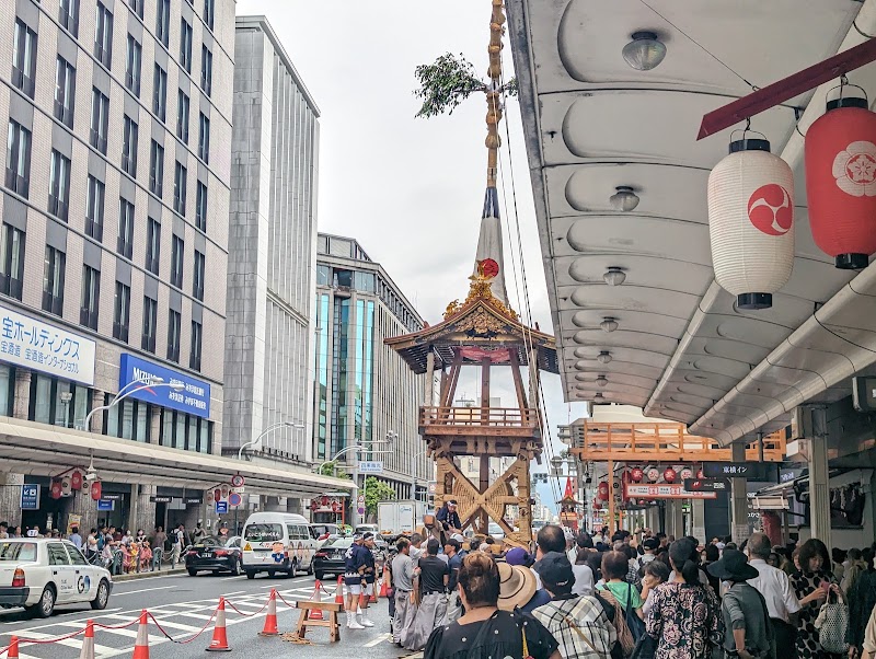 Shijo Karasuma FT Square