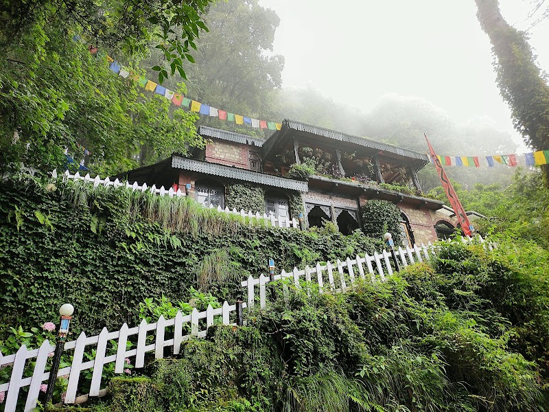 Landour Language School - Landour Language School, 41/2, Cantt, Landour, Mussoorie, Uttarakhand 248179, India