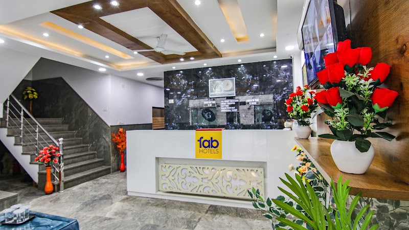 Hotel The Glory I - Hotel The Glory I Street Number 7, Block-A, Plot No.410, Rd Number 4, Block B, Mahipalpur Extension, Mahipalpur, New Delhi, Delhi 110037, India