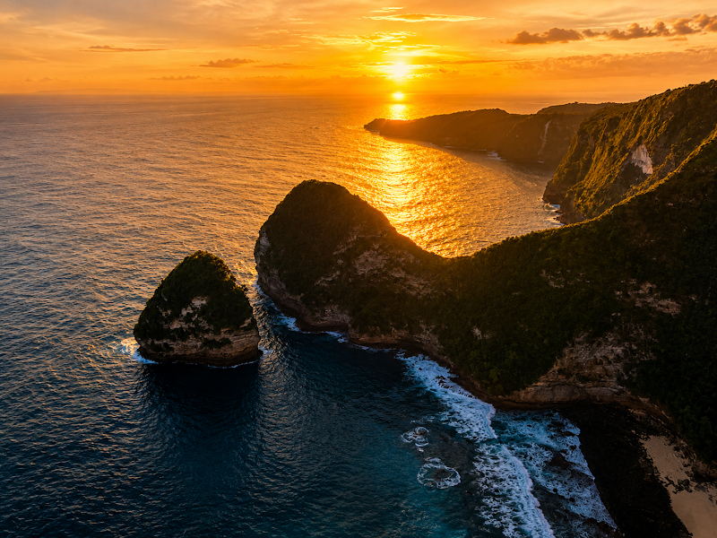Kelingking sunset view point - Kelingking sunset view point, 6FWG+CQ2, Bunga Mekar, Nusa Penida, Klungkung Regency, Bali 80771, Indonesia